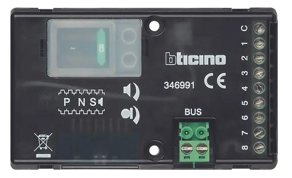 Einbaulautsprecher zum Anschluß von 8 externen Ruftasten, Maße: 90x55x24mm