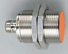 Produktfoto 1 von Ind.Sensor M30x1,5 L=50 Sn=15mm bündig S DC NPN M12 IP67 3L 100Hz