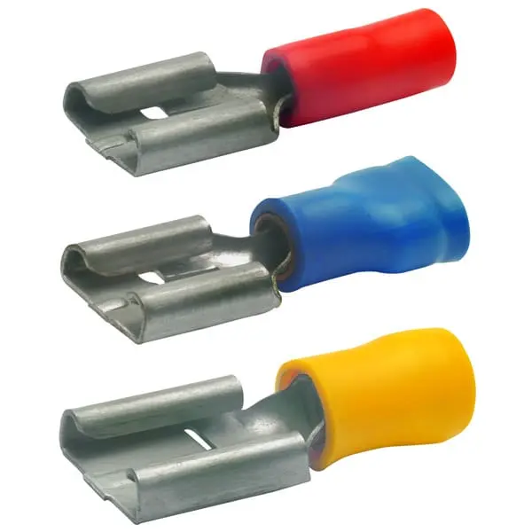 Produktfoto 1 von Flachstecker,isoliert,4qmm-6qmm, 4,8mmx0,8mm, CuZn,galvanisch verzinnt,ge