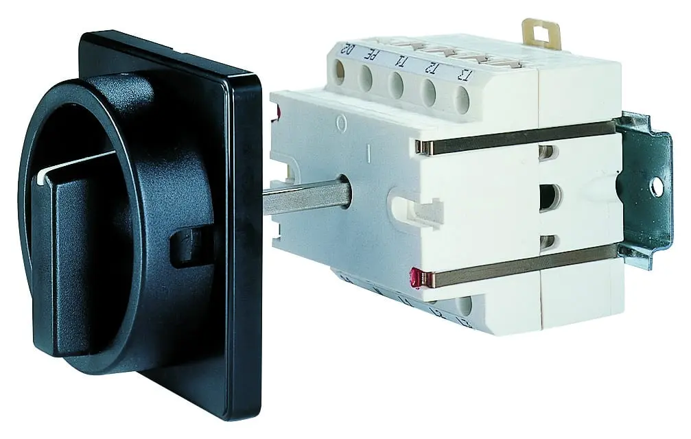 Produktfoto 1 von HAUPTSCHALTER M. UNTERSPANNUNGSAUSLÖSUNG UC230V/50HZ