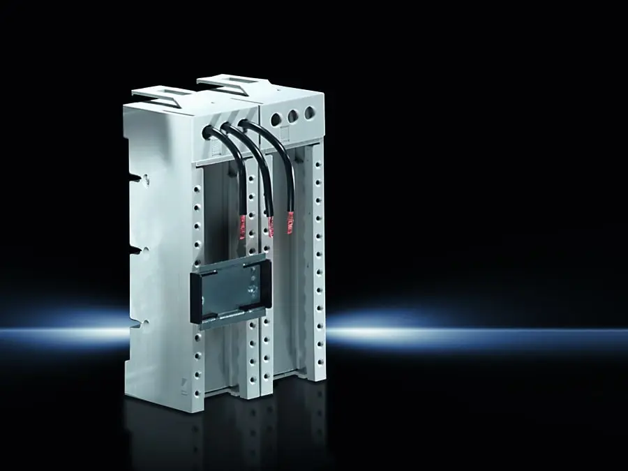 Produktfoto 1 von Mini-PLS Geräteadapter 25A, AWG 12 3 polig, m. Tragschiene, B=90mm