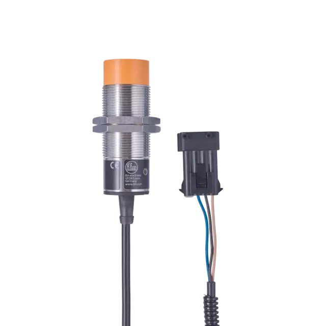 Produktfoto 1 von Ind.Sensor M30x1,5 L=81 Sn=15mm n.bündig Ö DC PNP 1,2m PVC TE IP67 3L 250Hz
