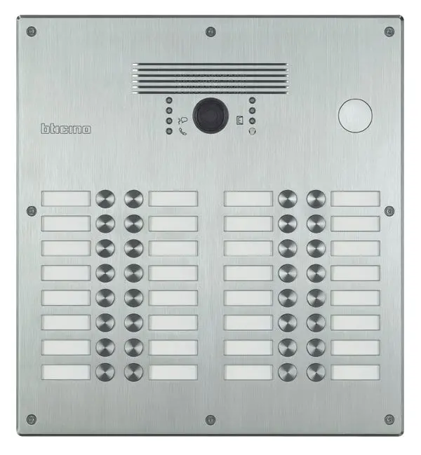 Produktfoto 1 von Video-Türstation LINEA300 m.32 Ruftasten, Ausführung: Edelstahl