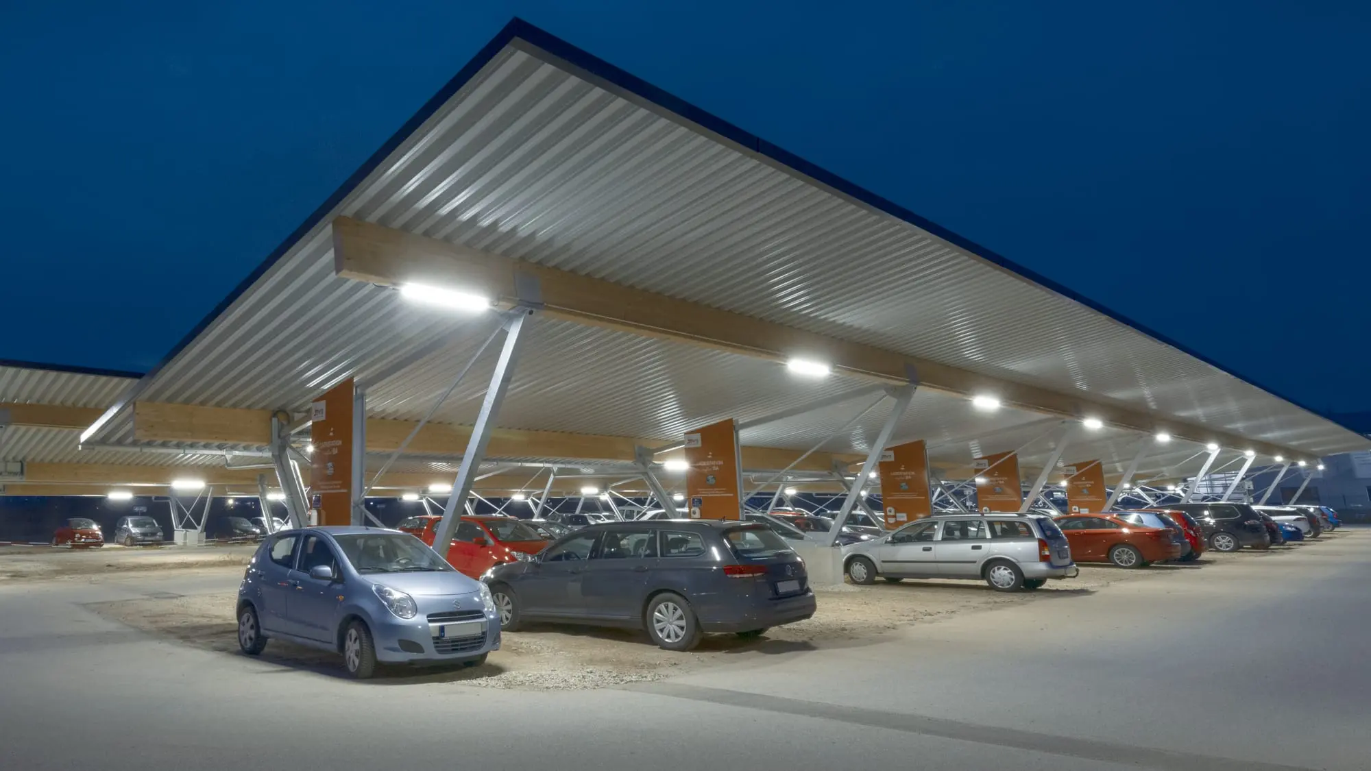 Produktfoto 1 von Sensor-LED-Innenleuchte 42 W, 3877 lm, IP65 Mit Bewegungsmelder
