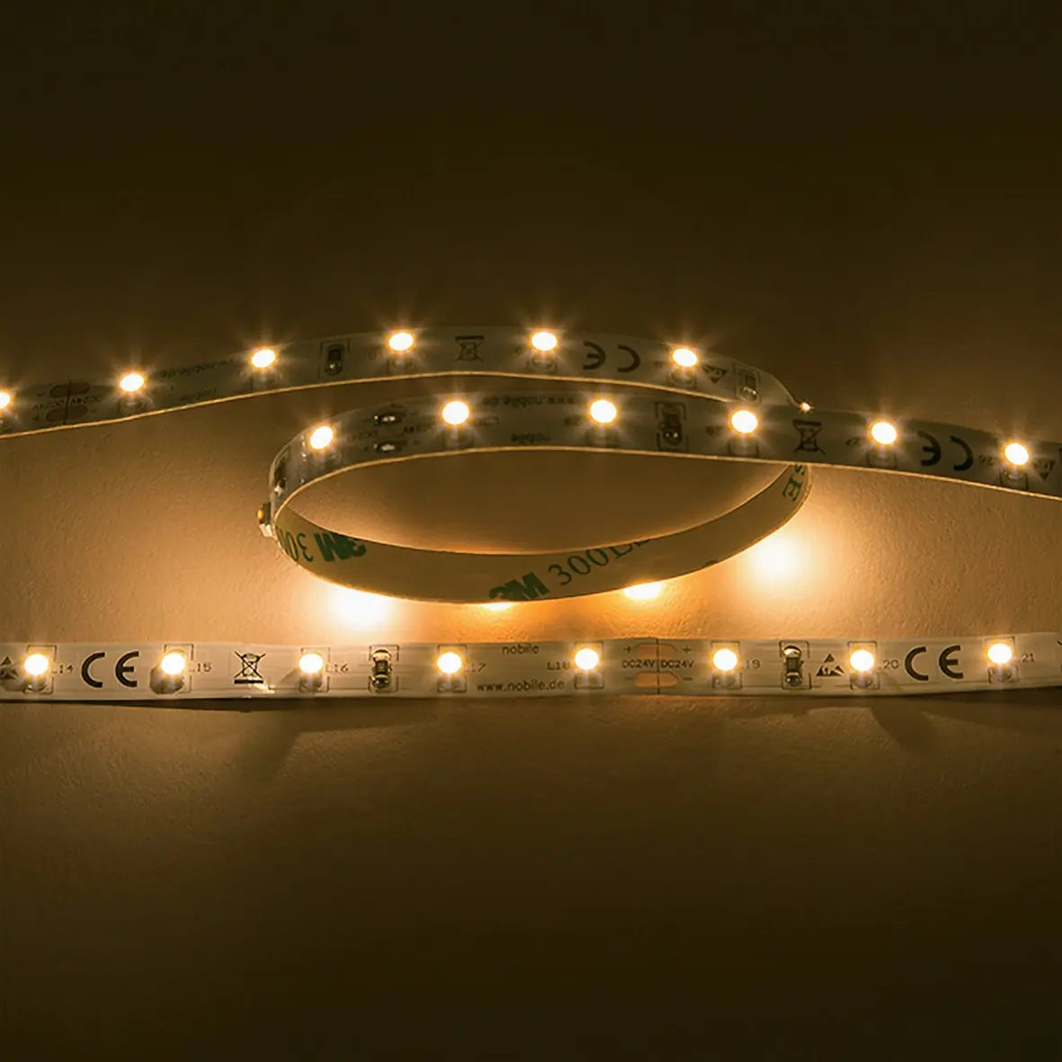 Produktfoto 1 von Flexible LED SMD 3528 5m warmweiß 4,8W/m 24V
