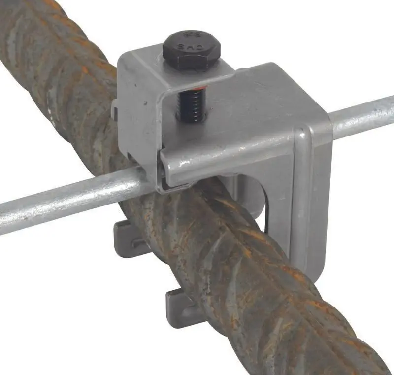 Produktfoto 1 von Druckbügelklemme MAXI St/blank für D 20-32mm o. Fl 40x4-5mm