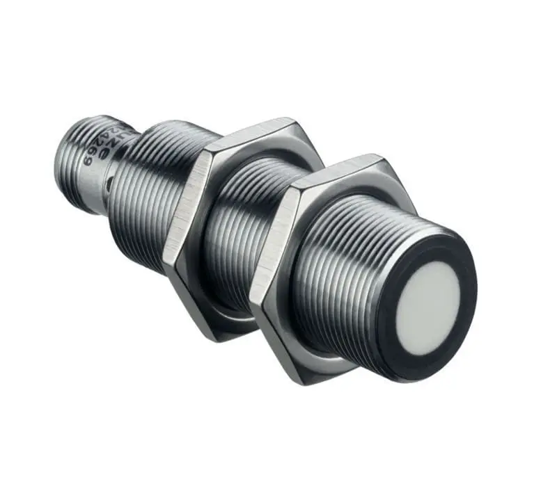 Produktfoto 1 von Ultraschall Taster Teach-Eing. 0,1-0,7m 16° frontseitig 15-30VDC
