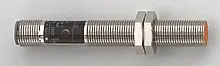 Produktfoto 1 von Ind.Sensor M12x1 L=83 Sn=2mm bündig S DC NPN M12 IP67 3L 800Hz