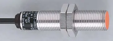 Produktfoto 1 von Ind.Sensor M12x1 Sn=2mm bündig S DC PNP 2m PVC IP67 3L 1200Hz
