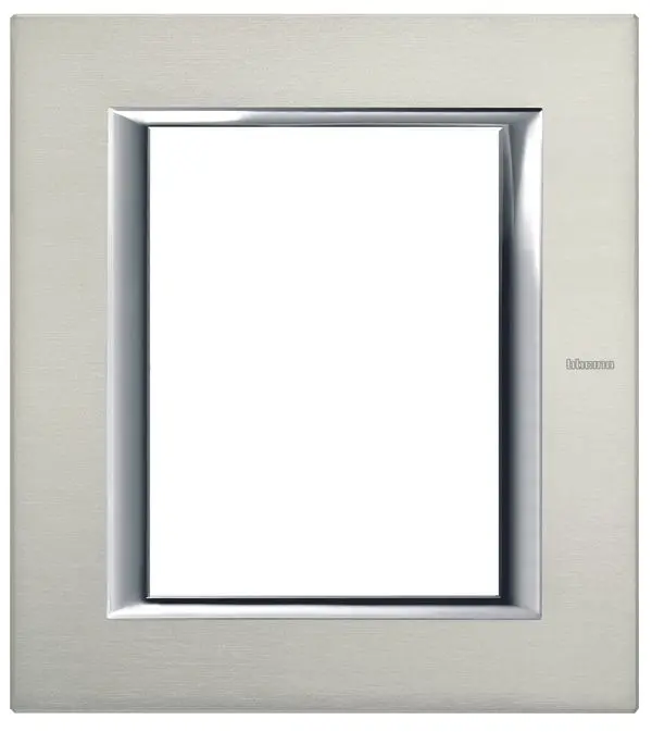 Produktfoto 1 von Abdeckrahmen AXOLUTE: 3 + 3 Module, Aluminium, gebürstet