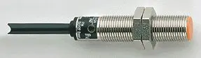Produktfoto 1 von Ind.Sensor M12x1 Sn=3mm bündig S DC PNP 6m PVC IP67 3L 400Hz