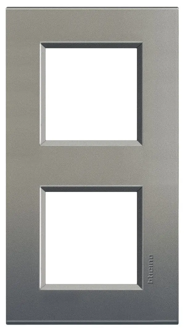 Produktfoto 1 von Abdeckrahmen LIVINGLIGHT: 2f, 2 + 2 Module, Avenue