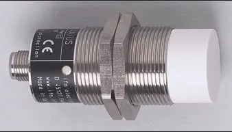 Produktfoto 1 von Ind.Sensor M30x1,5 L=78 Sn=15mm n.bündig S/Ö DC PNP/NPN M12 IP67 2L 200Hz