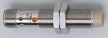 Produktfoto 1 von Kap.Sensor M12x1 L=61 Sn=3...12mm n.bündig S DC PNP M12 IP65 3L 50Hz