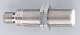 Produktfoto 1 von Ind.Sensor M18x1 L=70 Sn=8mm bündig S DC PNP M12 IP67/69K 3L 200Hz