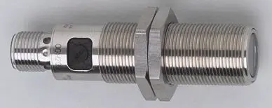 Produktfoto 1 von Reflexlichttaster Rotlicht Hell PNP 250mm IP65 M12