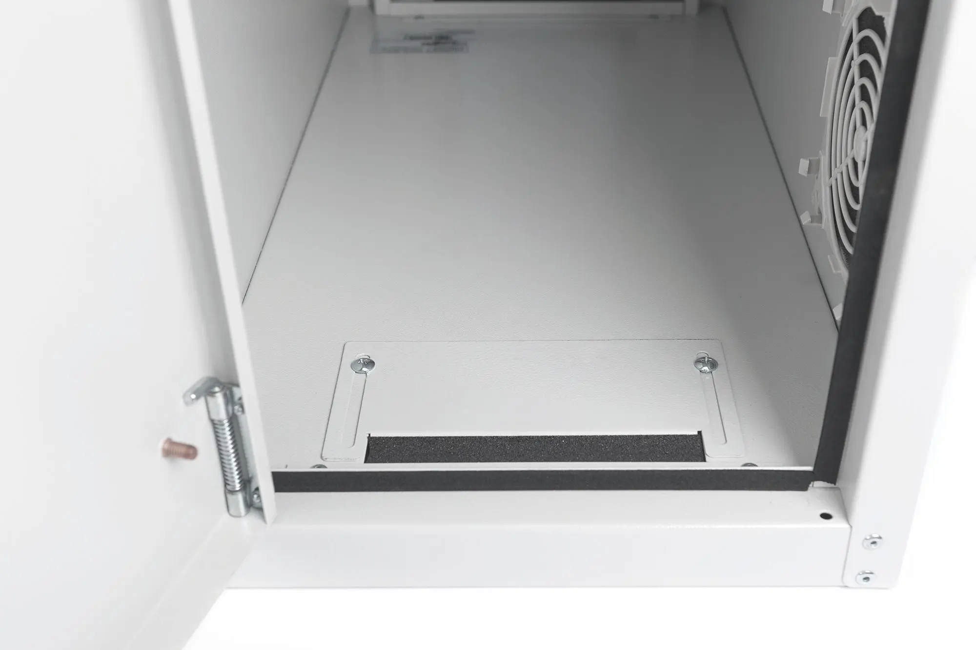 Produktfoto 1 von Computergehäuse Glastür inkl.Lüfter u.Castorgruppe grau RAL7035