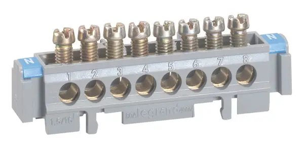 Produktfoto 1 von Klemmenleiste Universal, -- x6 bis 25mm²,8x1,5 bis 16mm², L:75mm