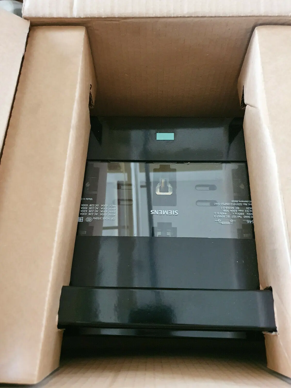 Produktfoto 1 von Siemens 3NP5460-0CA10 NEU