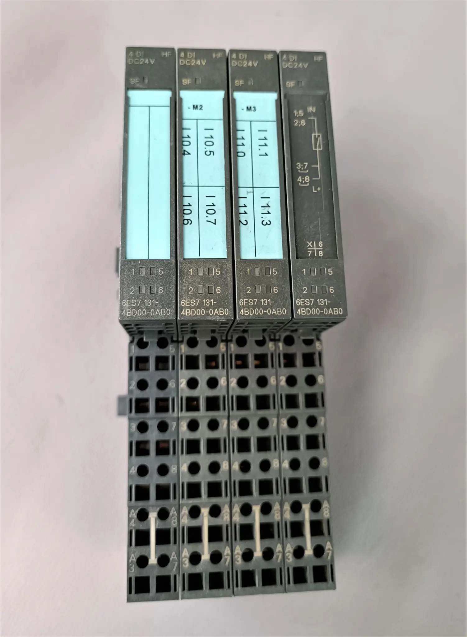 Produktfoto 1 von Siemens 6ES7 131-4BD00-0AB0 4er Pack