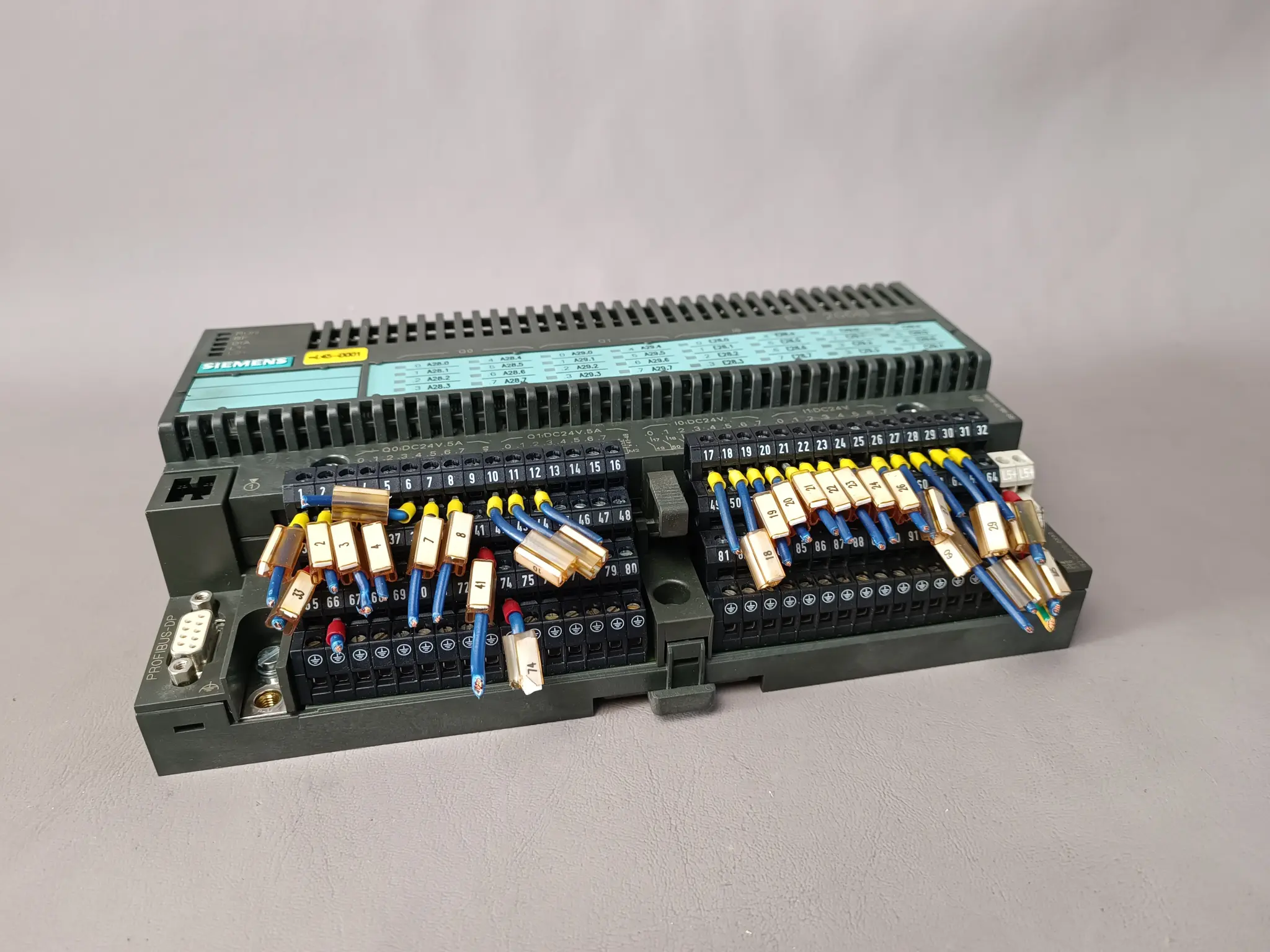 Produktfoto 1 von Siemens 6ES7 133-0BL00-0XB0