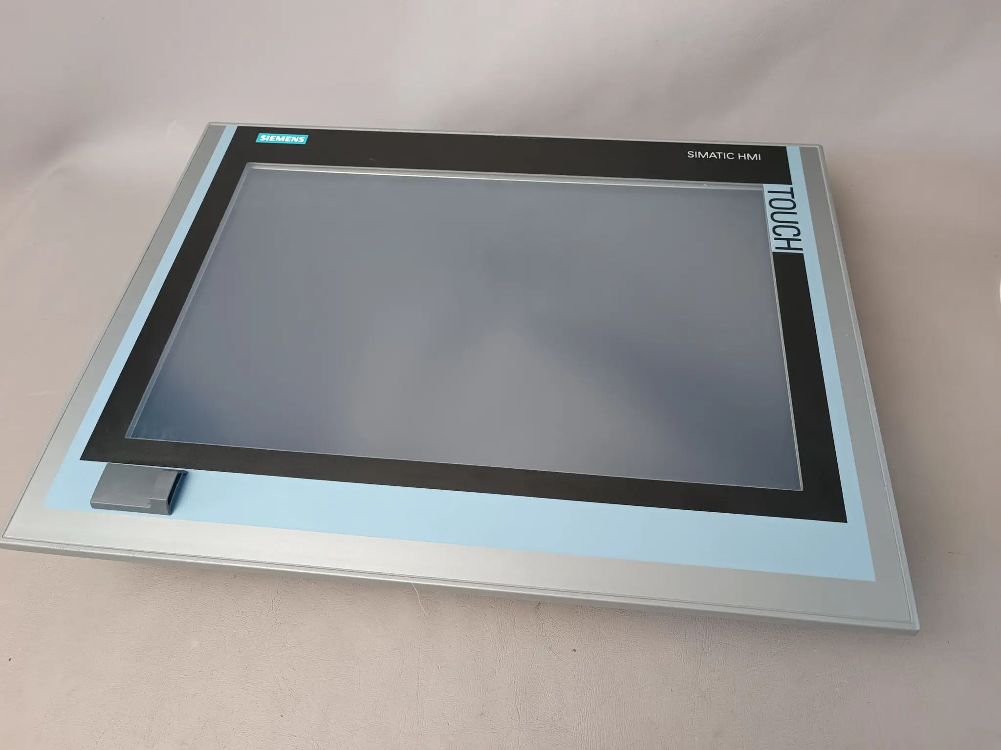 Produktfoto 1 von Siemens 6AV7 240-3BC07-0HA0 / 6AV7240-3BC07-0HA0