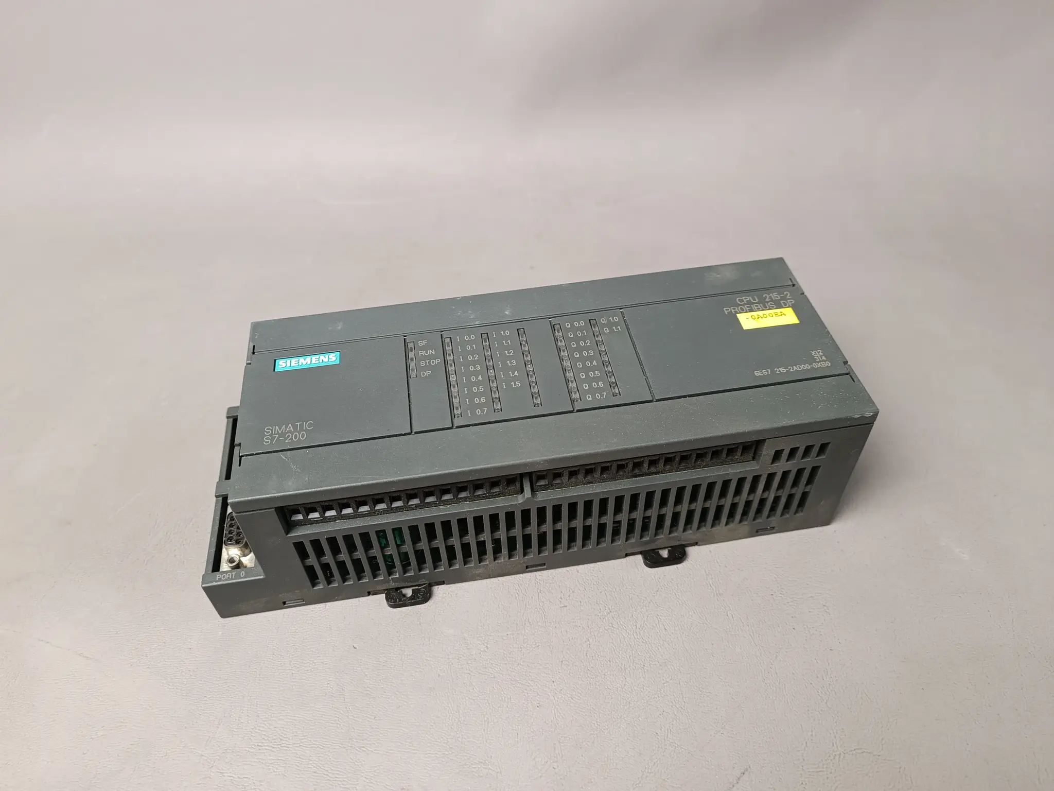 Produktfoto 1 von Siemens 6ES7 215-2AD00-0XB0