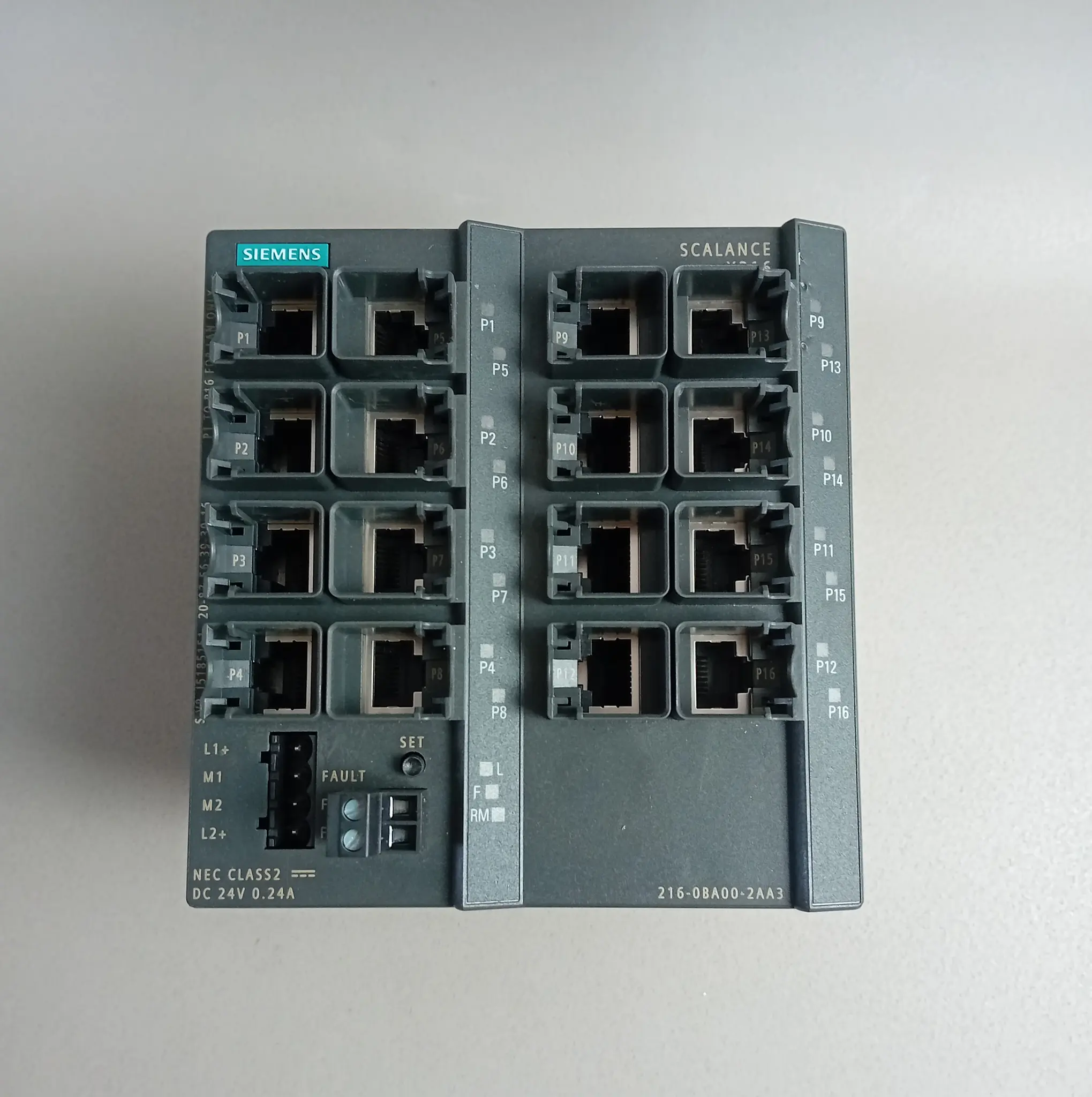 Produktfoto 1 von Siemens 6GK5 216-0BA00-2AA3 / 6GK5216-0BA00-2AA3