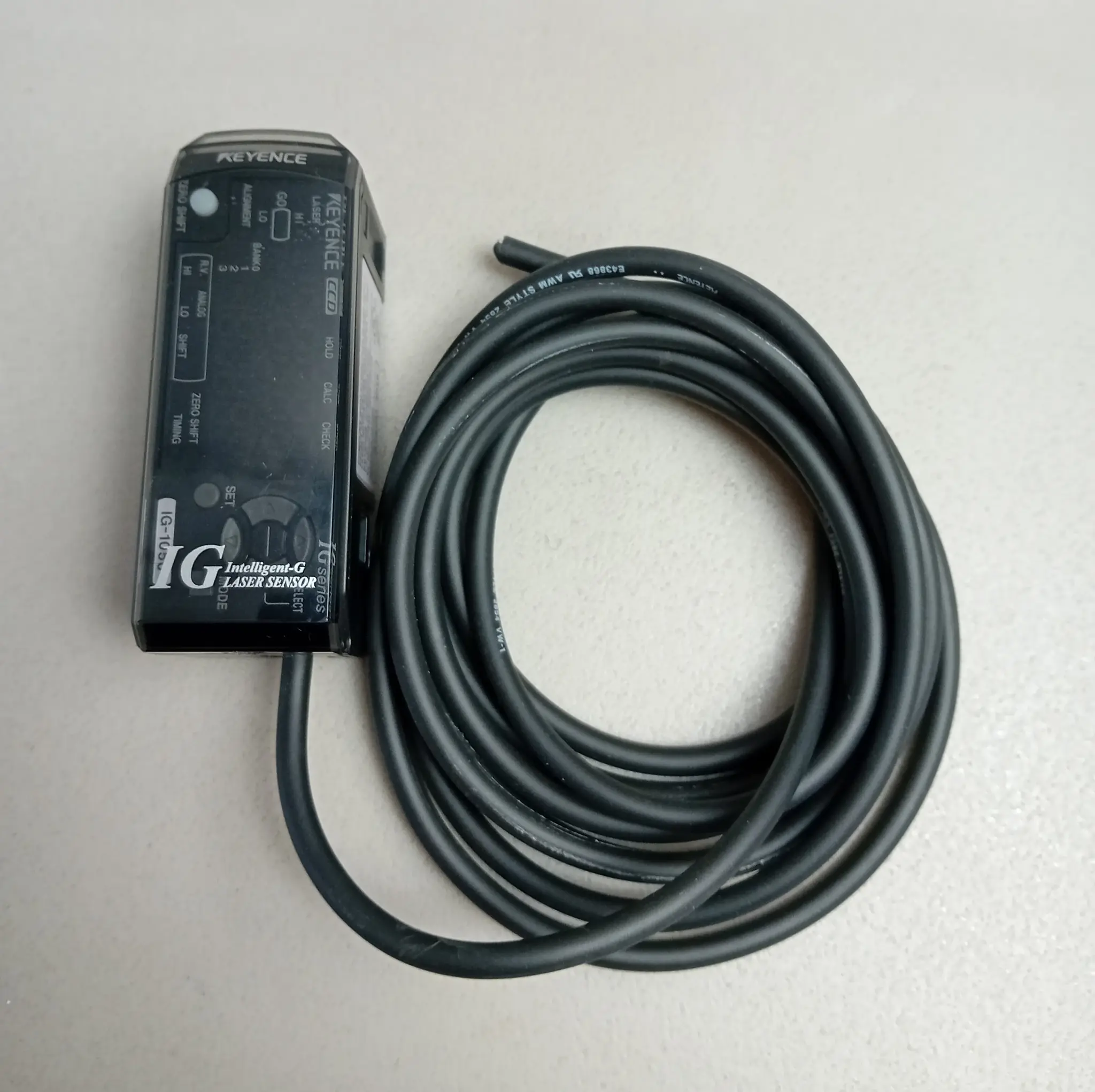Keyence IG-1050 mit Kabel
