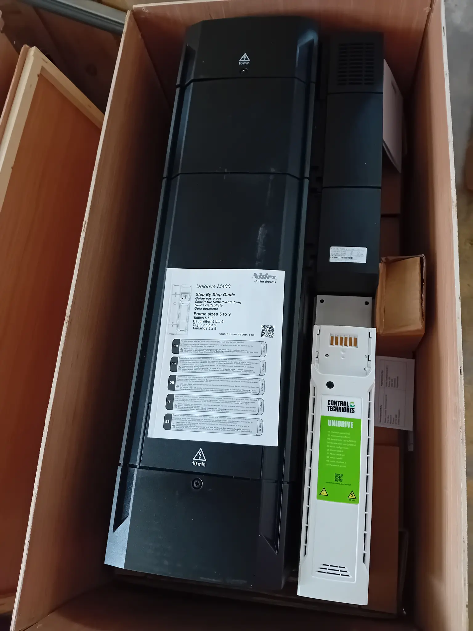 Produktfoto 1 von Control Techniques M400-084 01570 A NEU OVP