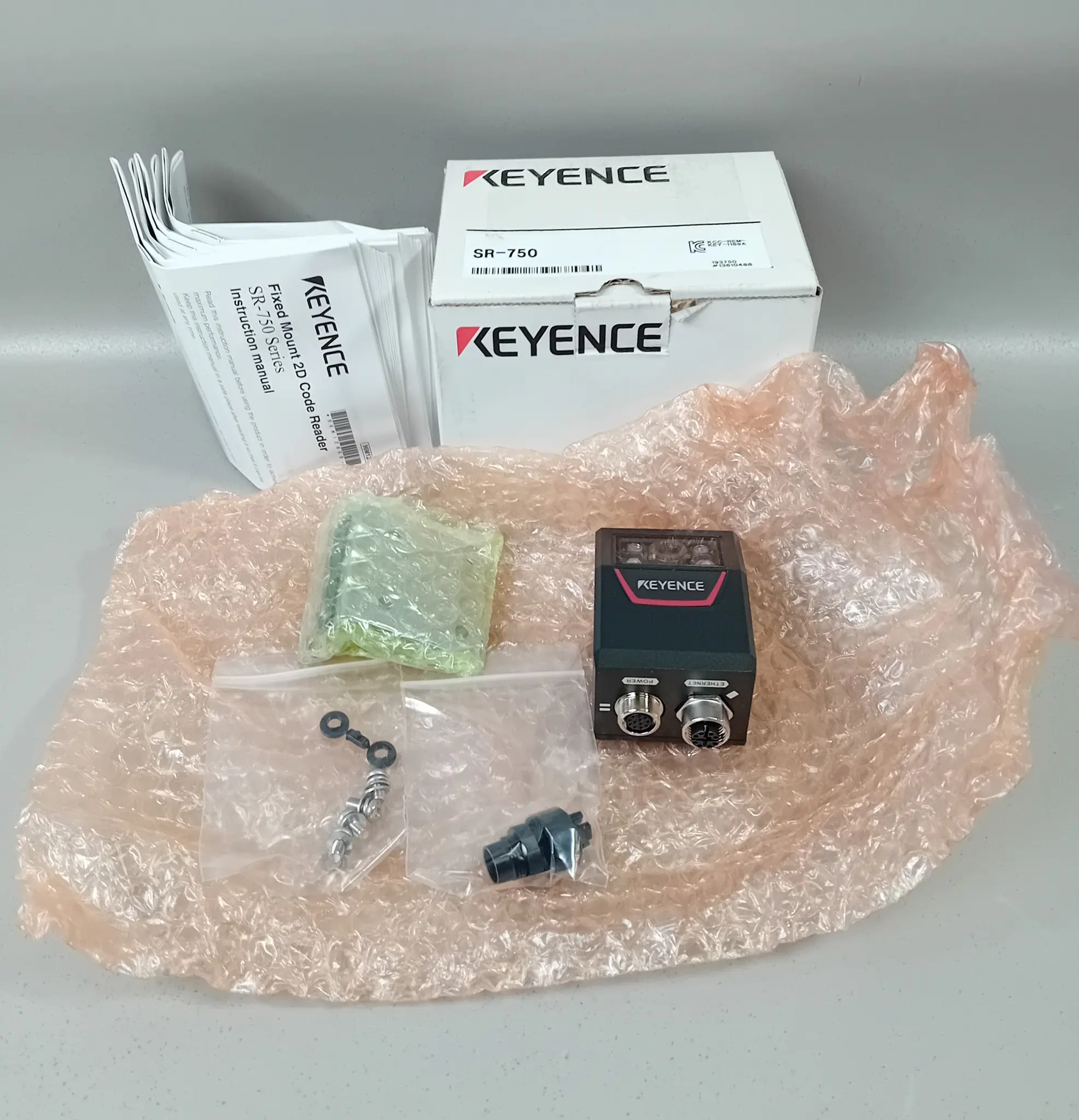 Produktfoto 1 von Keyence SR-750 NEU OVP