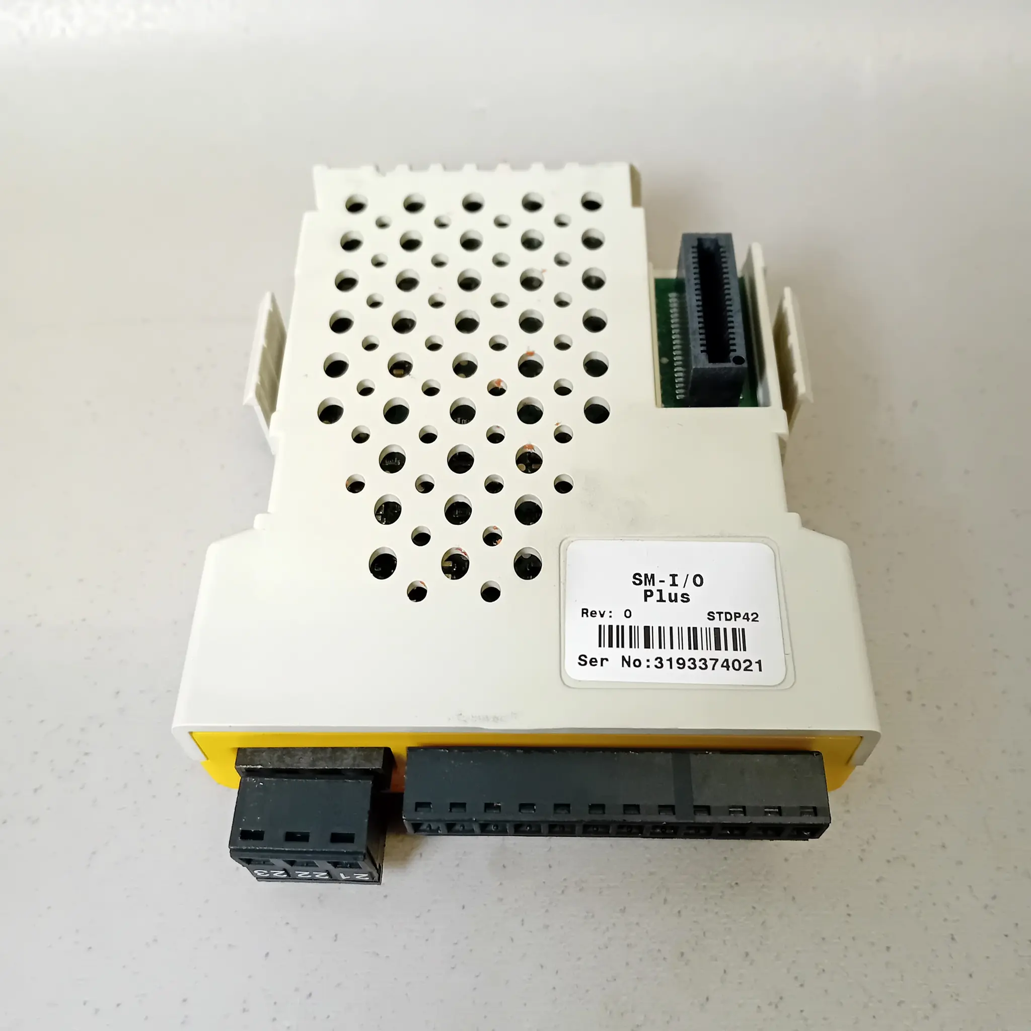 Produktfoto 1 von Control Techniques / Emerson Unidrive SM-I/O Plus STDP42