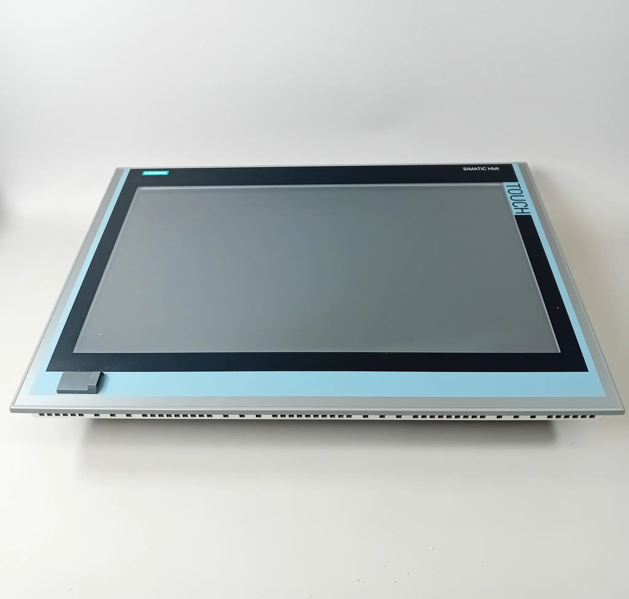 Produktfoto 1 von Siemens 6AV7 240-3EC04-0HA0 / 6AV7240-3EC04-0HA0 SIMATIC IPC477D