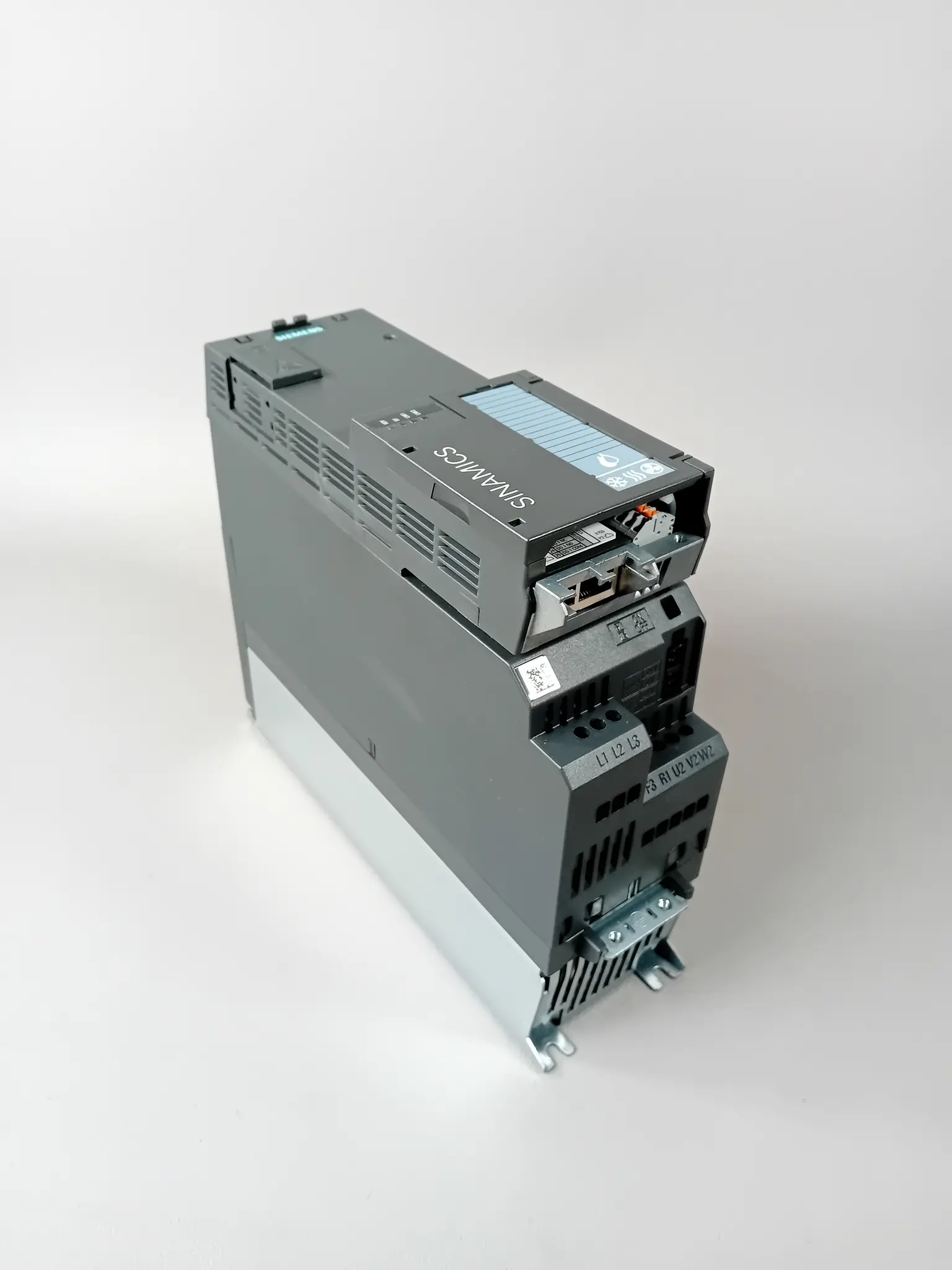 Produktfoto 1 von Siemens 6SL3 220-1YE10-0AF0 / 6SL3220-1YE10-0AF0