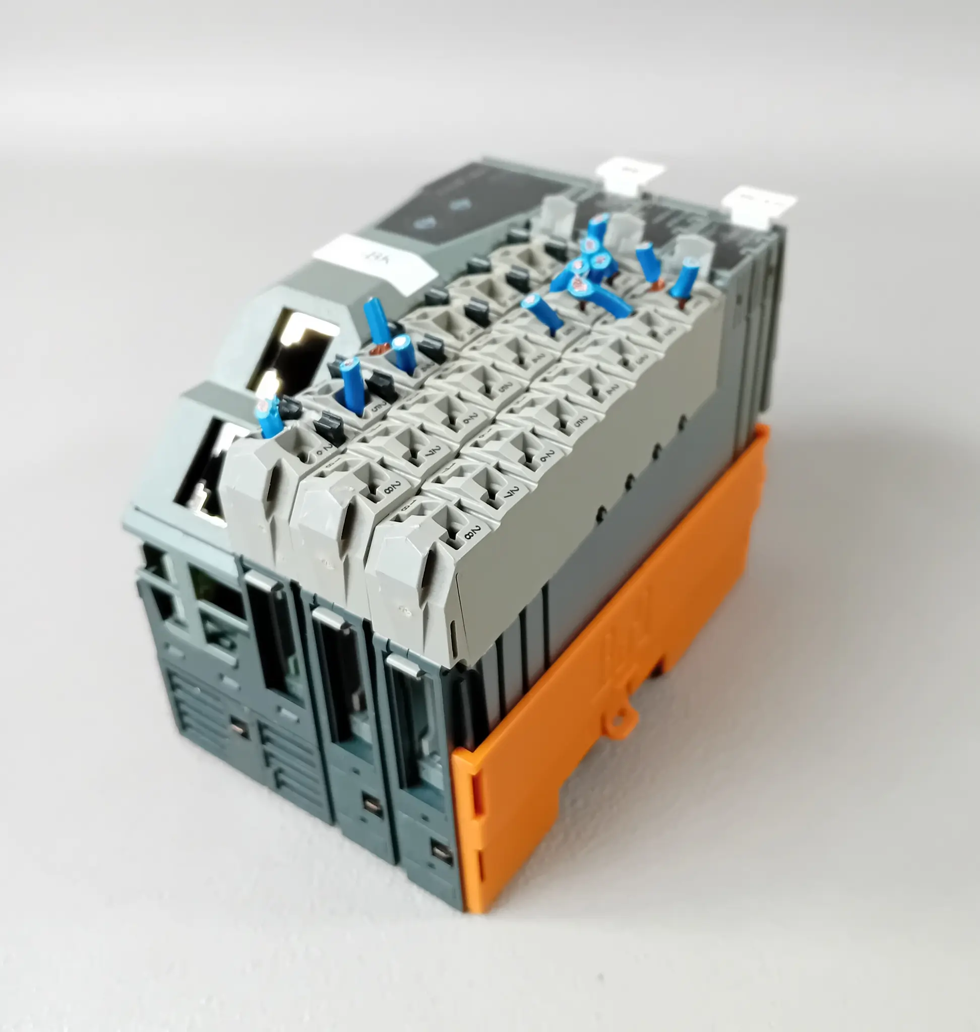 Produktfoto 1 von B&R X20BC0087 + X20PS9400 + X20DID371 + X20DOD322