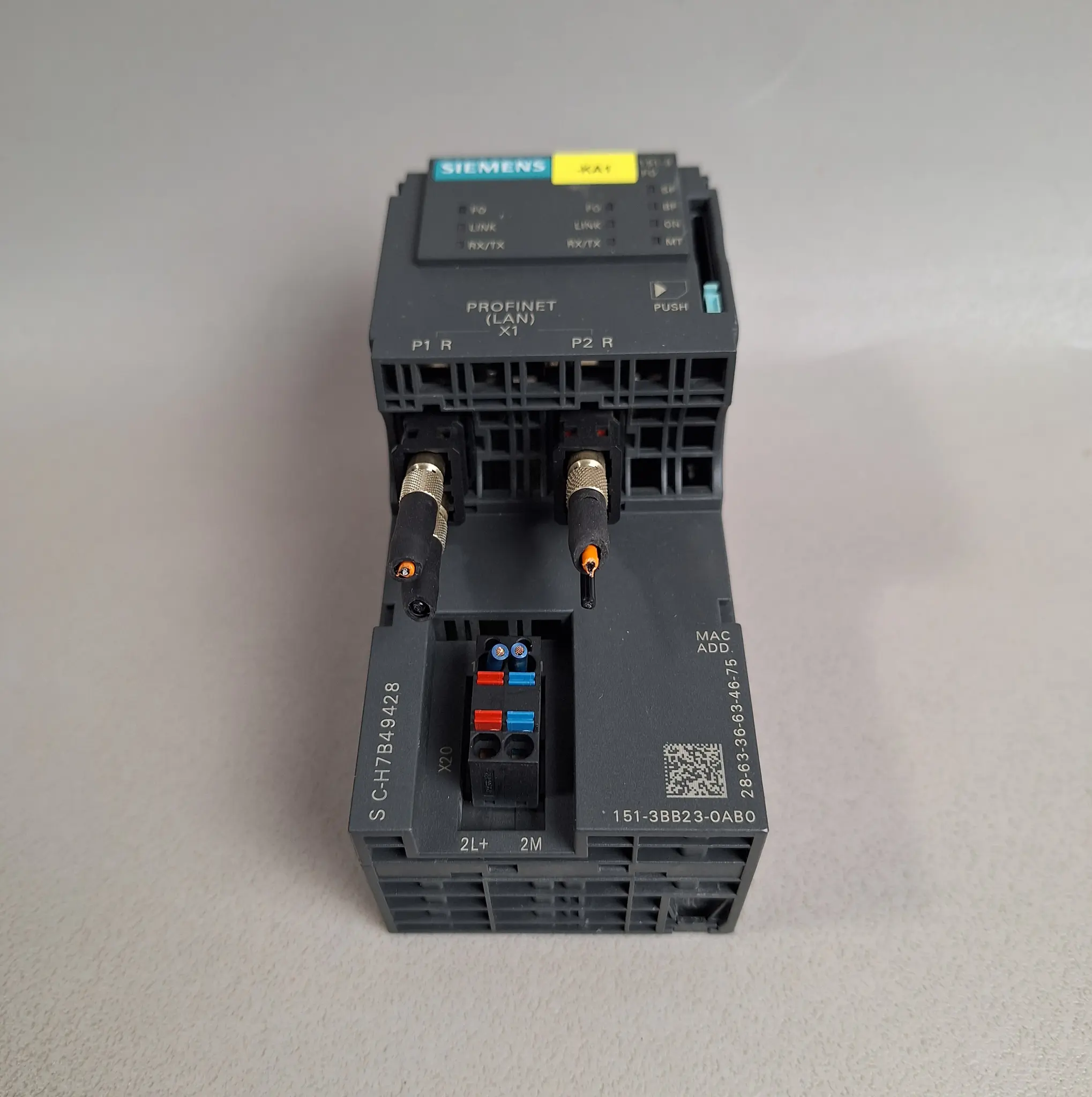 Produktfoto 1 von Siemens 6ES7 151-3BB23-0AB0 / 6ES7151-3BB23-0AB0 ohne Klappe