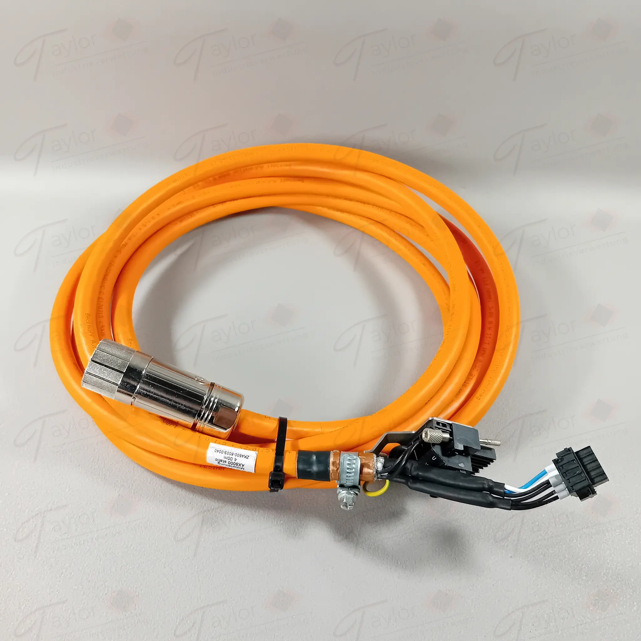 Produktfoto 1 von Beckhoff ZK4500-8003-0040 AX5000 static Motorleitung NEU ohne OVP