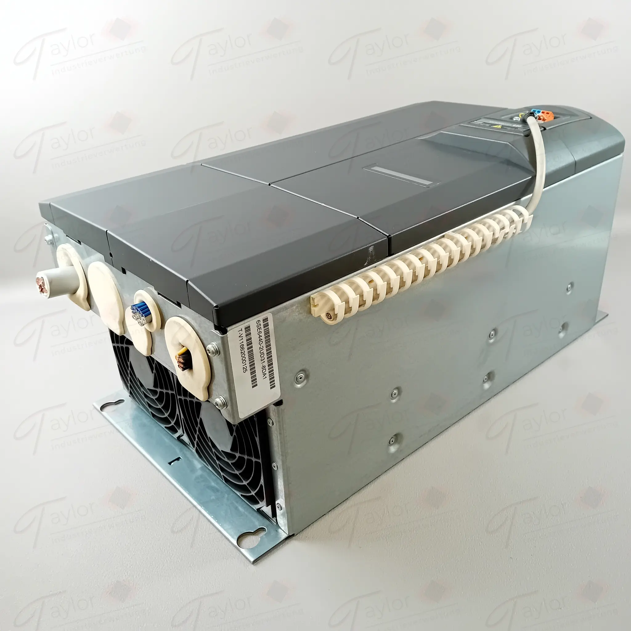 Produktfoto 1 von Siemens 6SE6440-2UD31-8DA1 / 6SE6 440-2UD31-8DA1