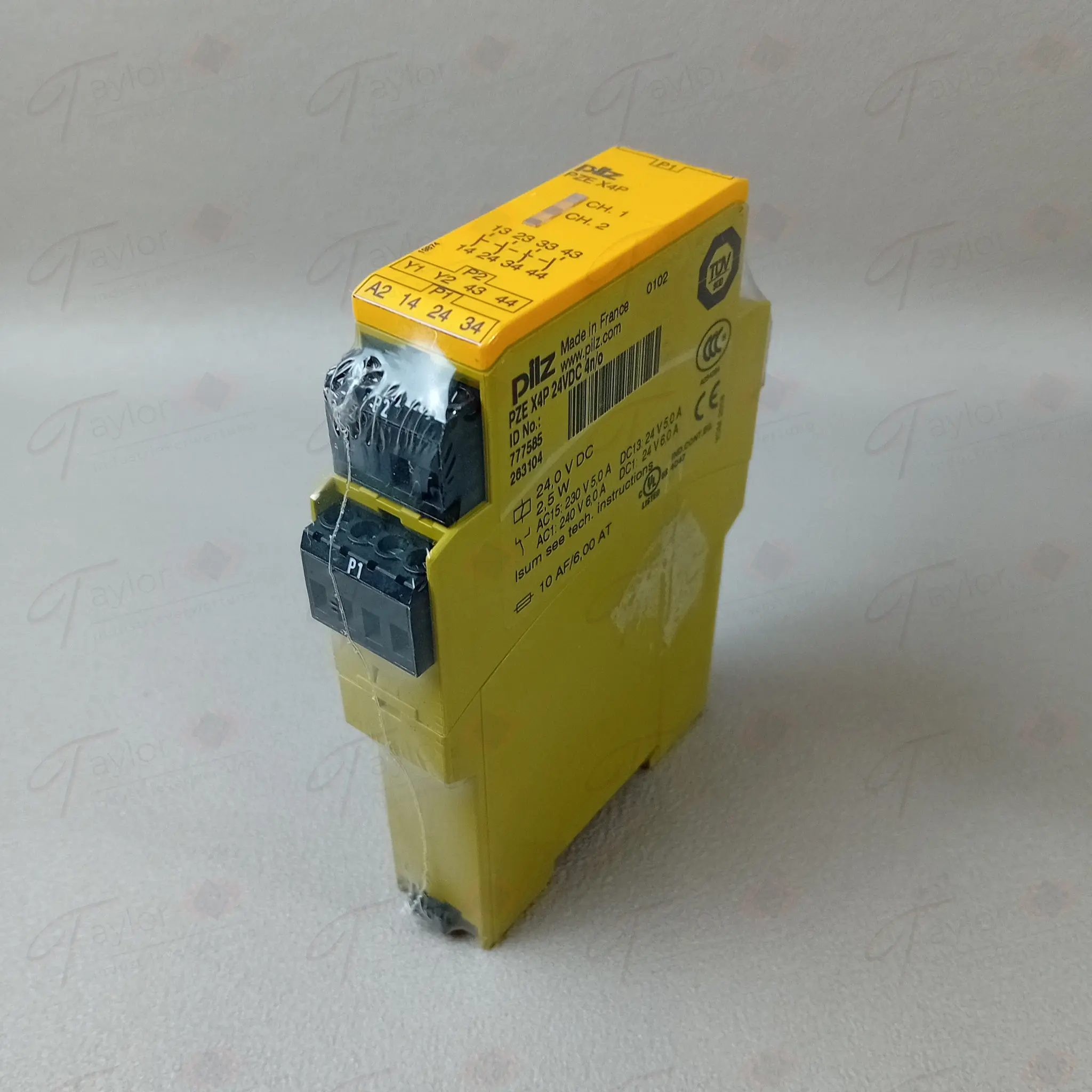 Produktfoto 1 von Pilz 777585 PZE X4P 24VDC 4n/o NEU OVP