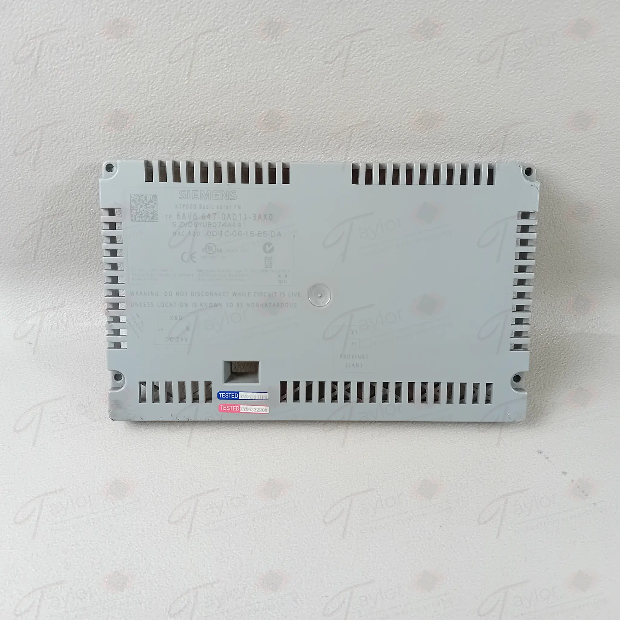 Produktfoto 1 von Siemens 6AV6 647-0AD11-3AX0 Rückseite Abdeckung