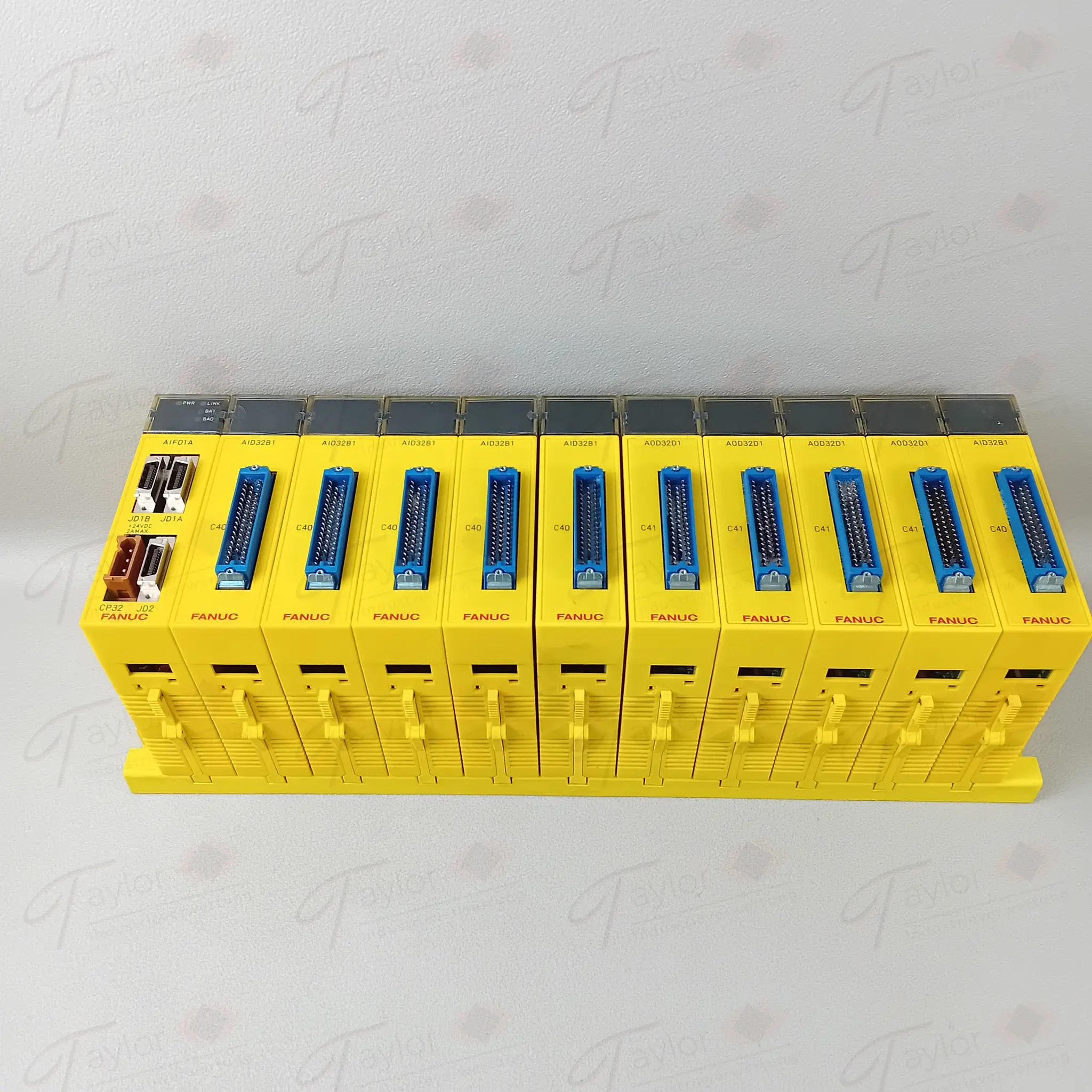 Produktfoto 1 von Fanuc A03B-0807-C001 10-Slot I/O-Baugruppenträger (Modell ABU10A)