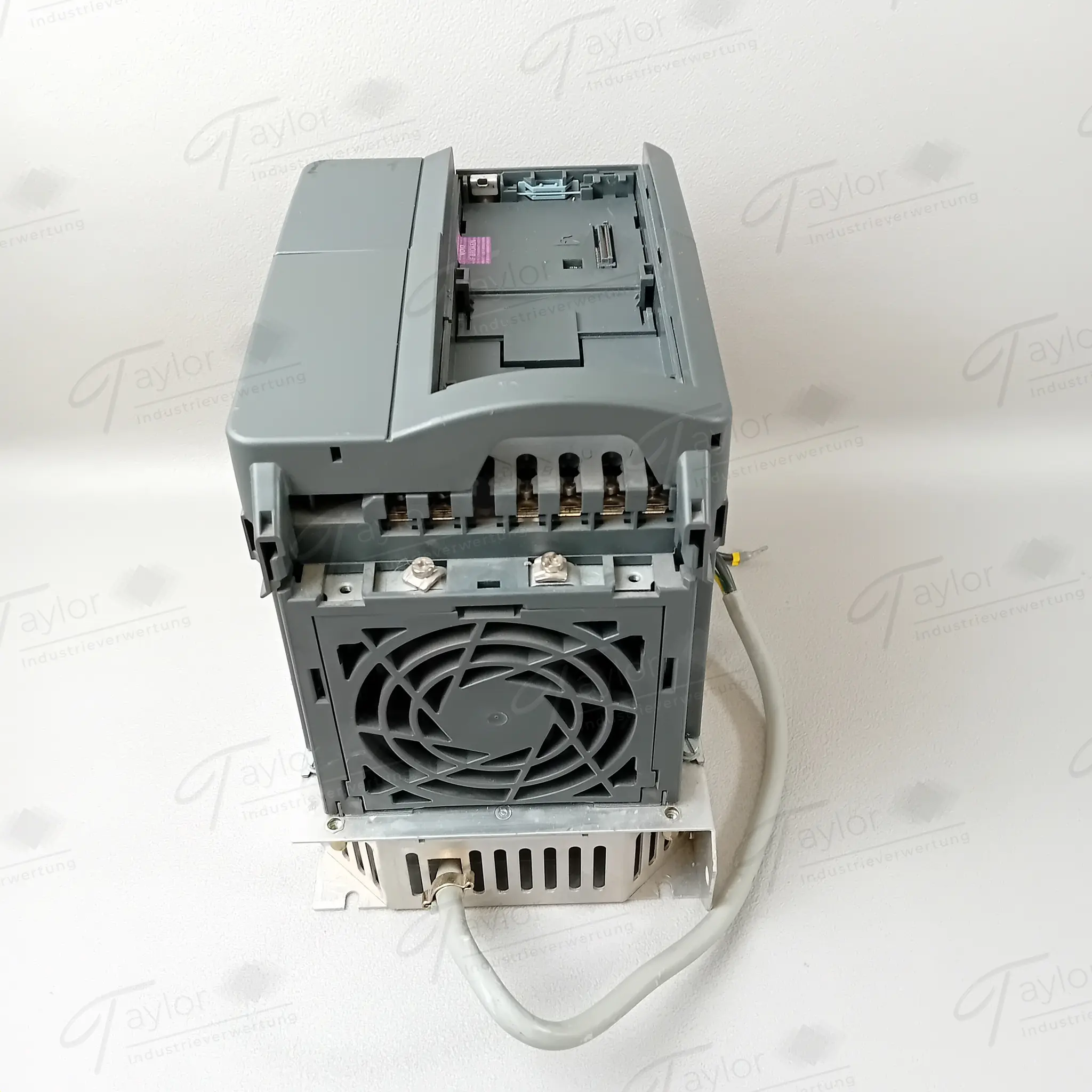 Produktfoto 1 von Siemens 6SE6440-2AB21-1BA1 ohne Anschluss