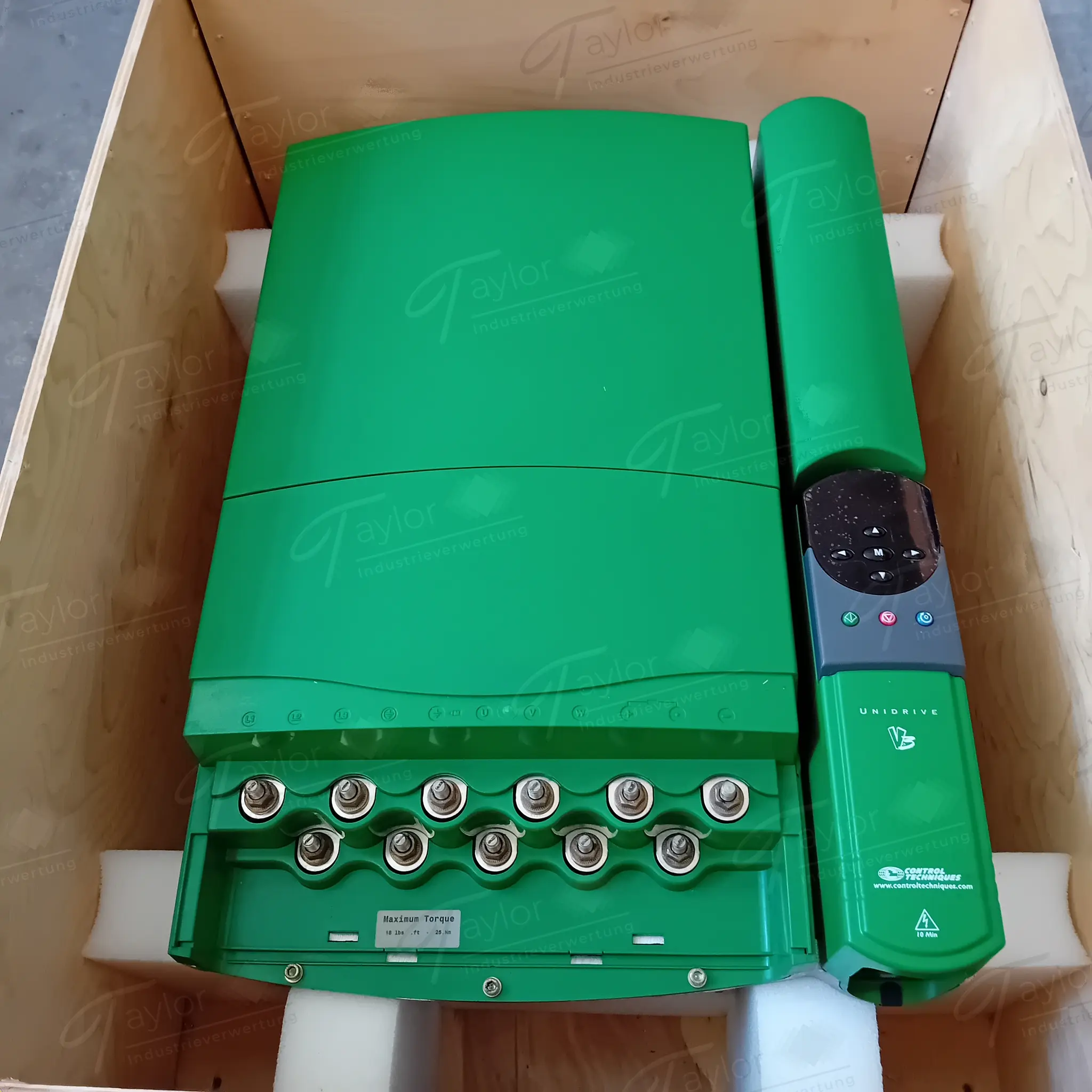 Produktfoto 1 von Control Techniques UNI4403 NEU OVP