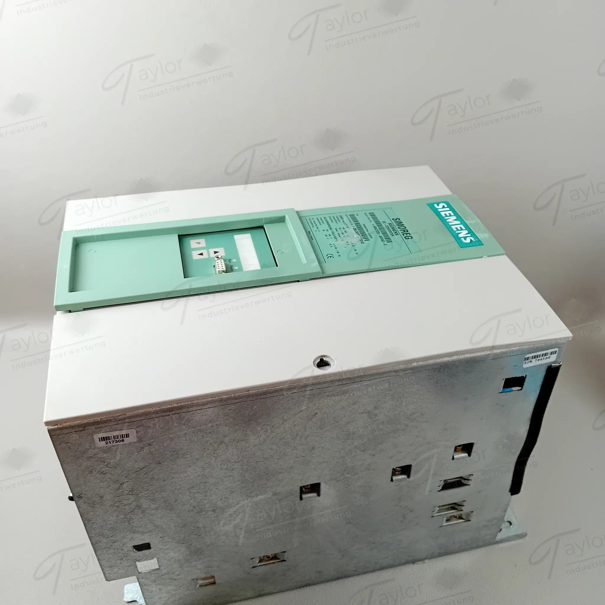 Produktfoto 1 von Siemens 6RA7028-6DV62-0 ohne Deckel Schraube