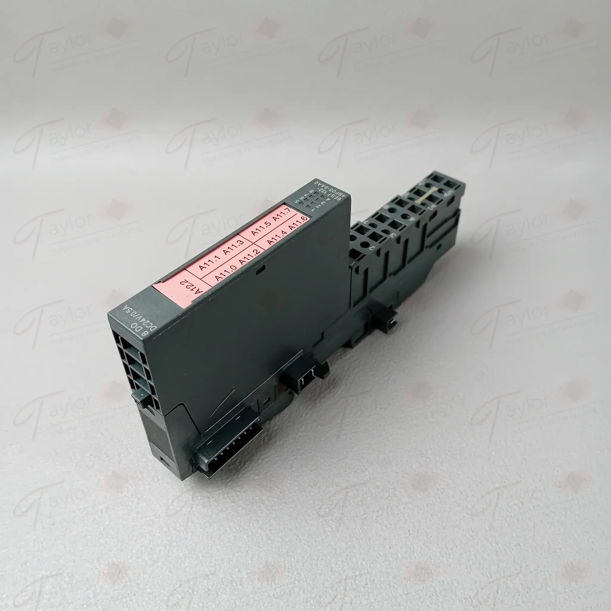 Produktfoto 1 von Siemens 6ES7 132-4BF00-0AA0 / 6ES7132-4BF00-0AA0 mit Sockel