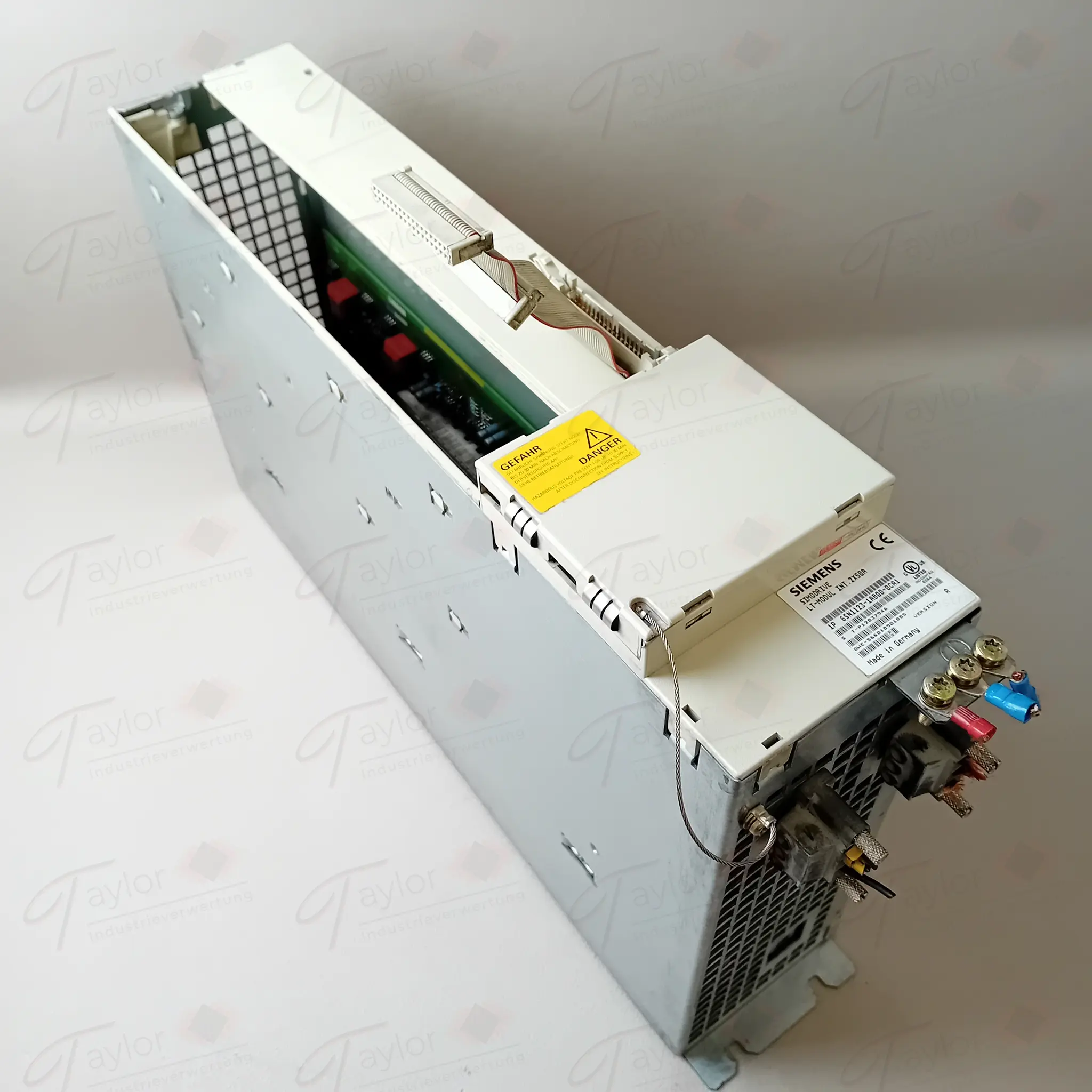 Produktfoto 1 von Siemens 6SN1123-1AB00-0CA1 / 6SN1 123-1AB00-0CA1