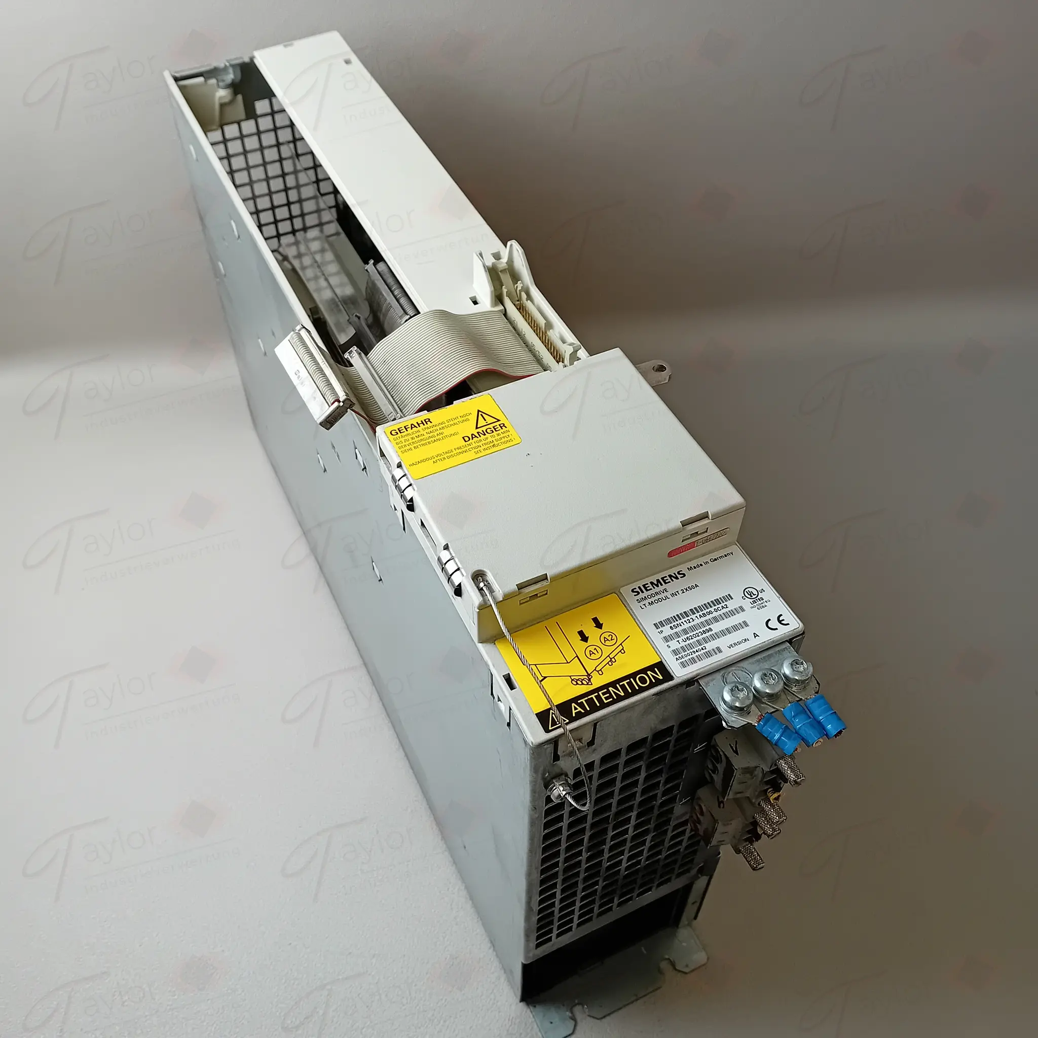 Produktfoto 1 von Siemens 6SN1123-1AB00-0CA2 / 6SN1 123-1AB00-0CA2