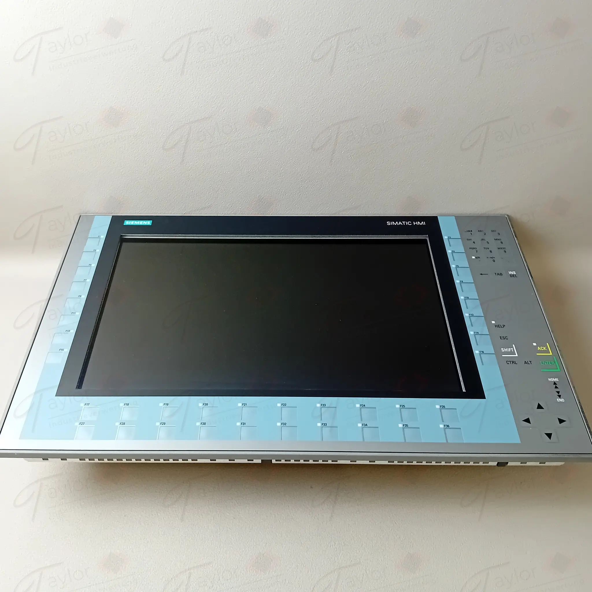 Produktfoto 1 von Siemens 6AV2 124-1QC02-0AX0 / 6AV2124-1QC02-0AX0