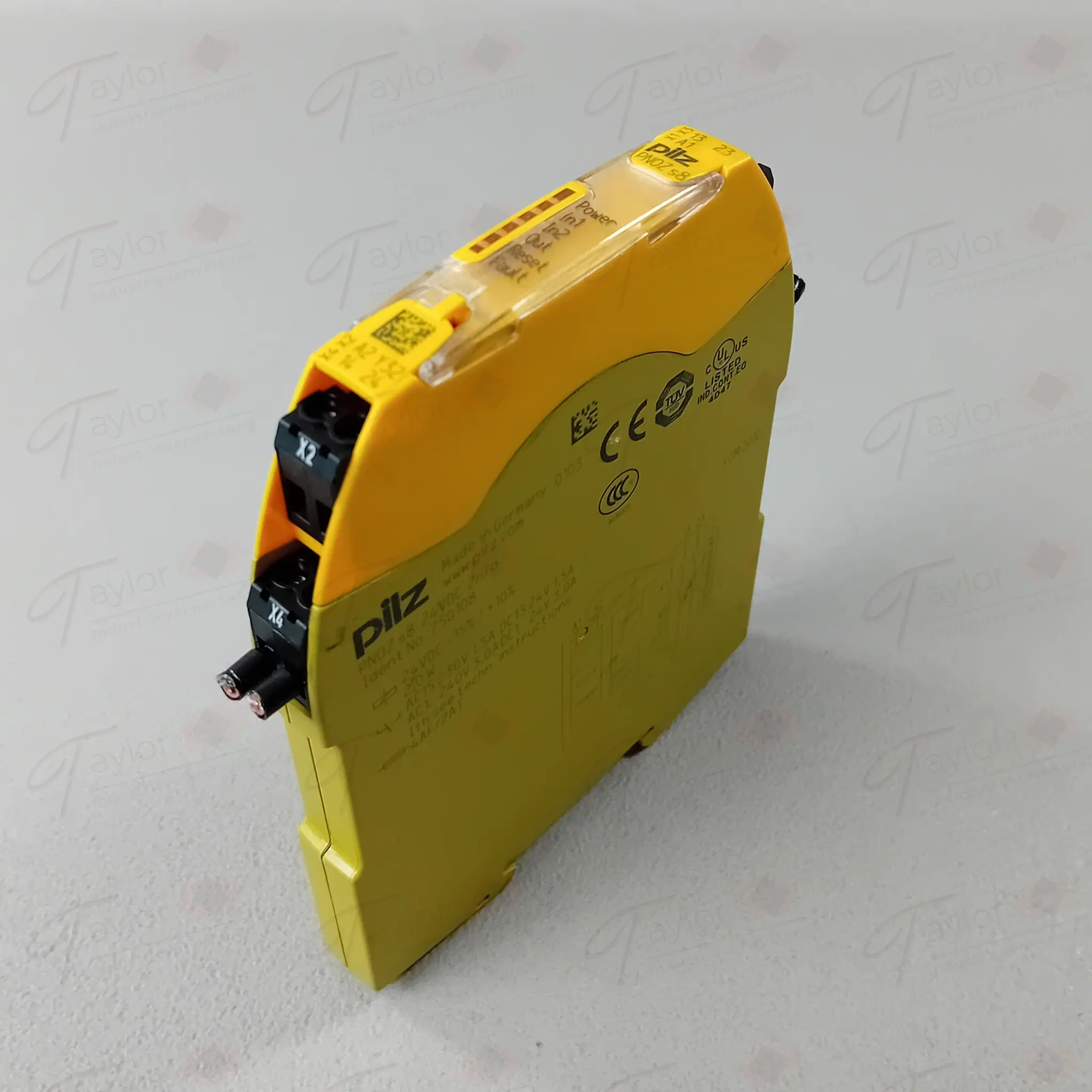 Produktfoto 1 von Pilz 750108 PNOZ s8 24VDC 2n/o mit Stecker