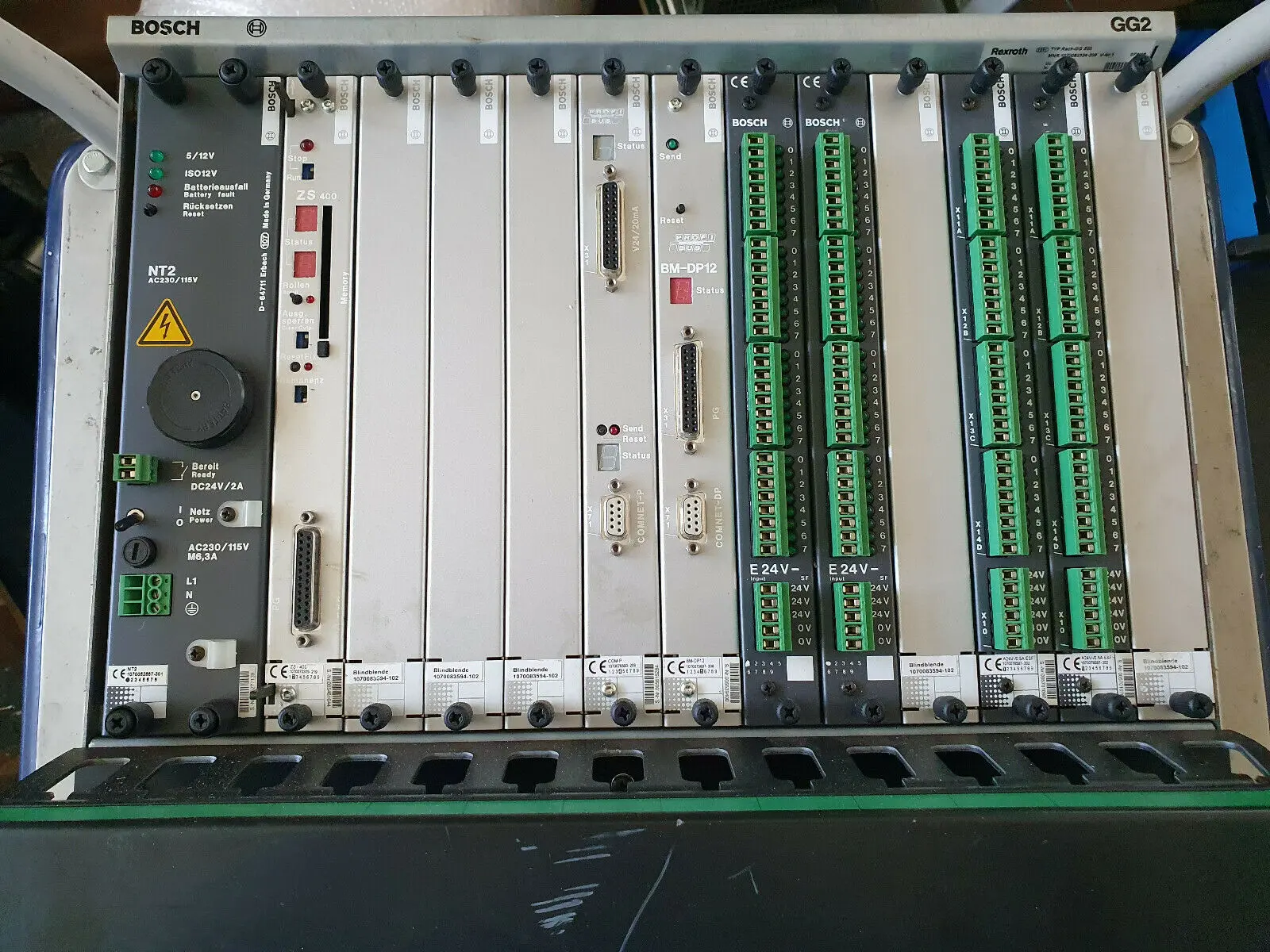 Produktfoto 1 von Bosch Rack komplett NT2 + ZS-400 + COM-P + BM-DP12